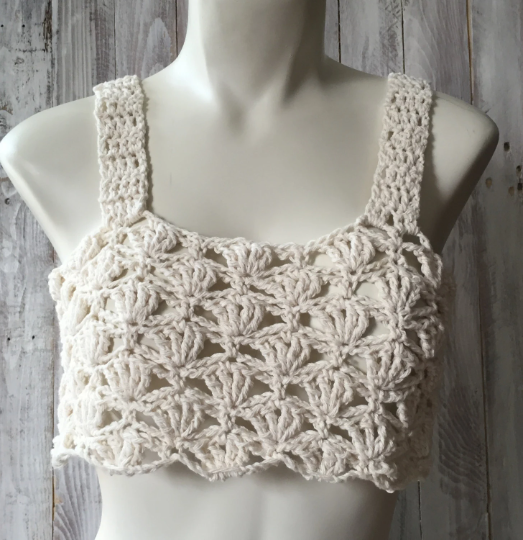 Crochet crop top pattern, teen crop top pattern, teen halter top pattern, crochet halter top, crop top, crochet summer wear, beach wear