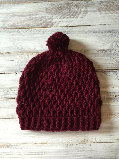 Women's crochet slouchy pattern, women's beanie pattern,women's winter hat pattern, crochet hat pattern, slouchy pattern, winter hat pattern